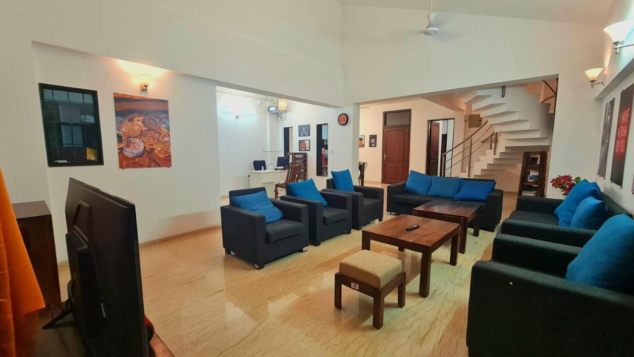 Lifespace- Spacious Hostel in a Luxurious Villa Pune Exterior foto