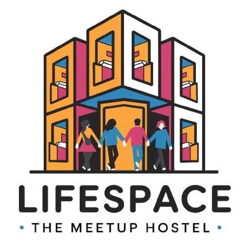 Lifespace- Spacious Hostel in a Luxurious Villa Pune Exterior foto