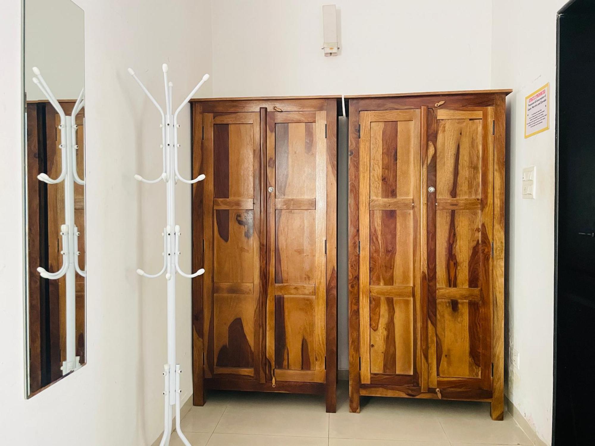 Lifespace- Spacious Hostel in a Luxurious Villa Pune Exterior foto