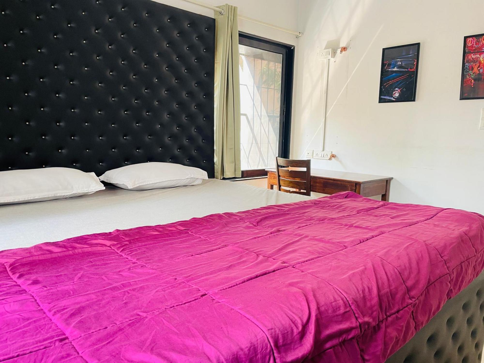 Lifespace- Spacious Hostel in a Luxurious Villa Pune Exterior foto